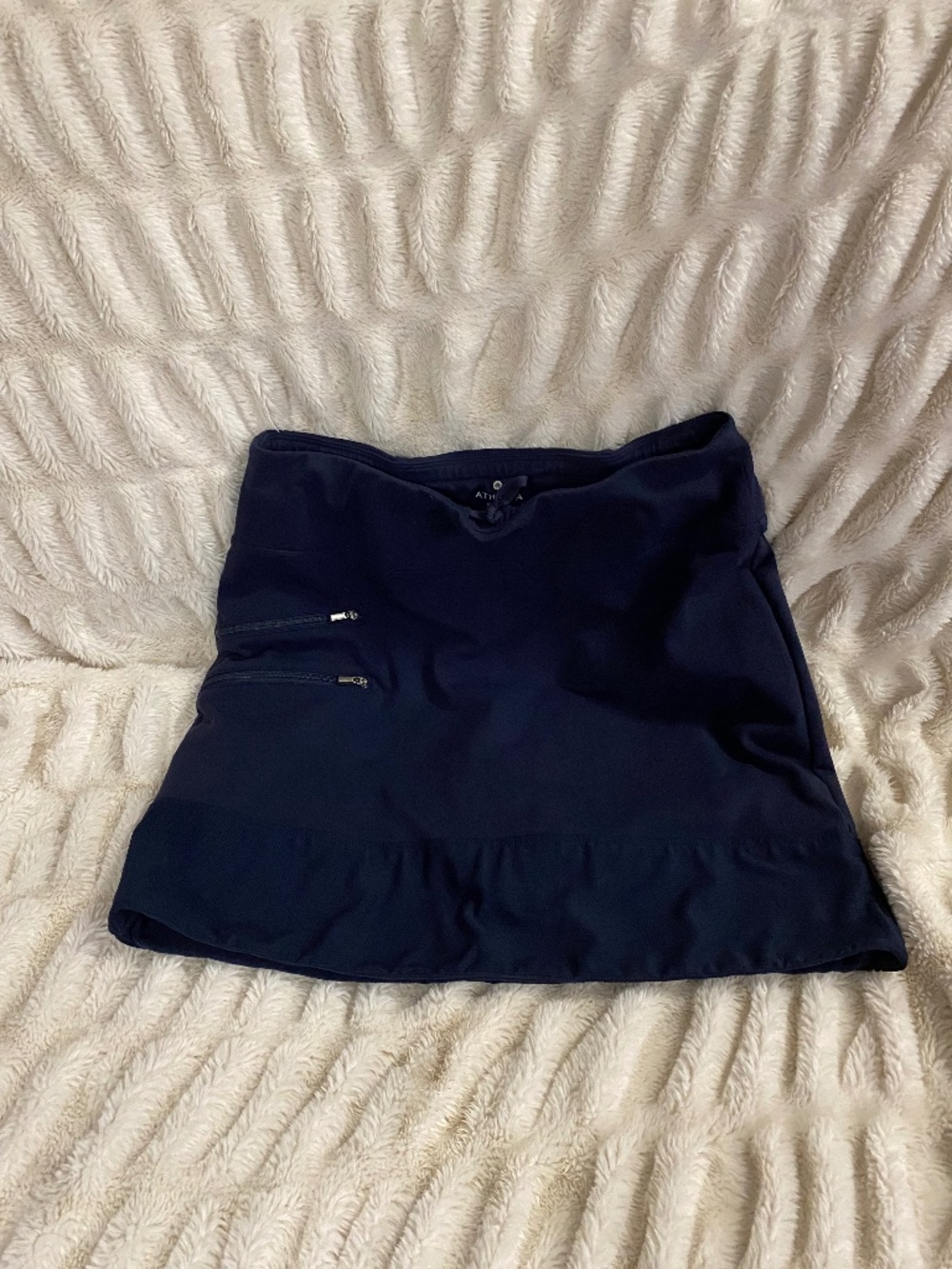 Athleta Athletic Skort with pocket under skirt- Sz Small-Navy Blue